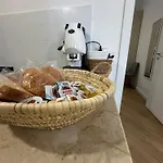 Casa Consiglio Ardicula تيراسيني